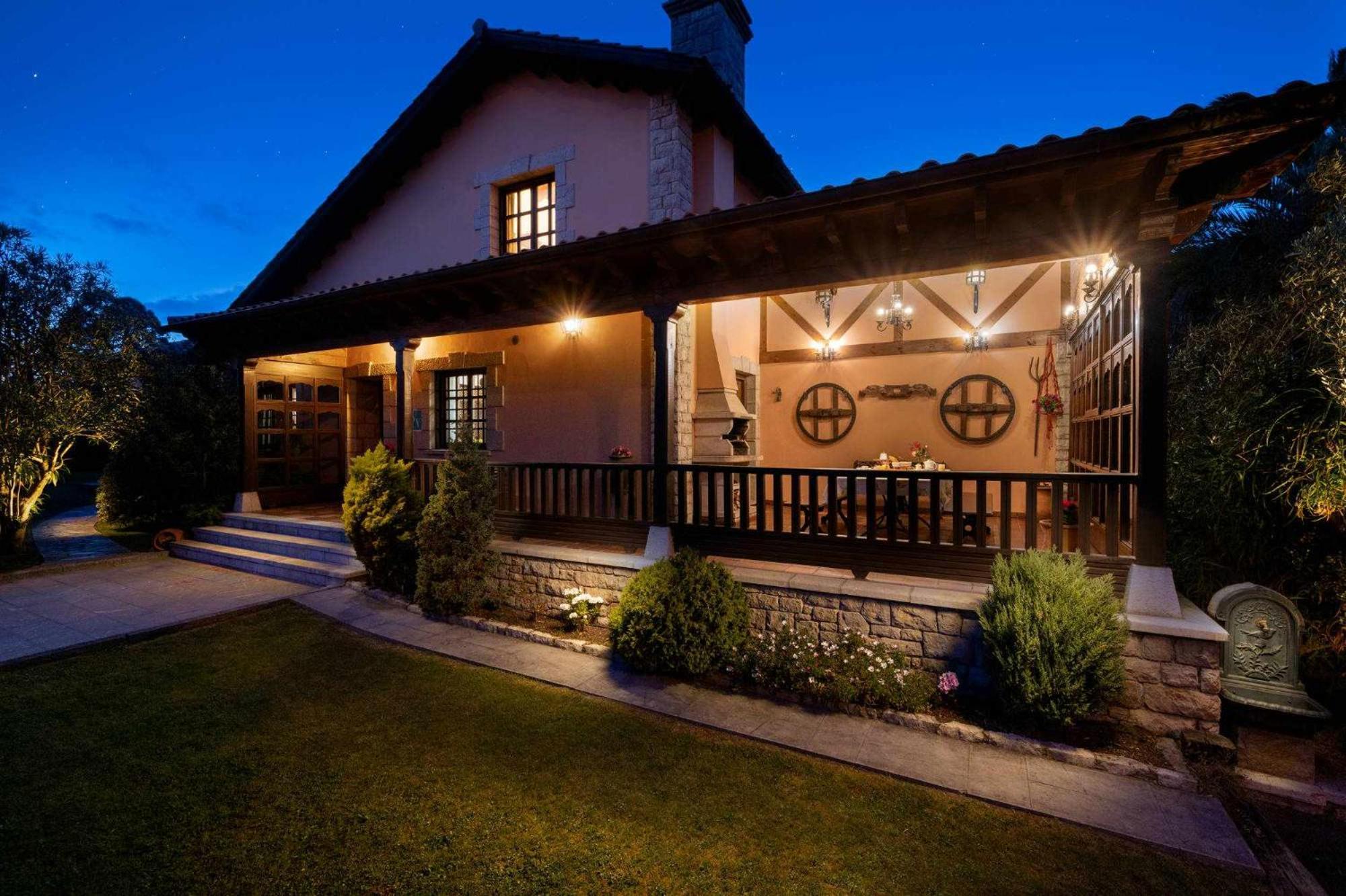 Casa En La Costa Con Wifi Jardin Y Barbacoa Guest House Llanes Exterior foto